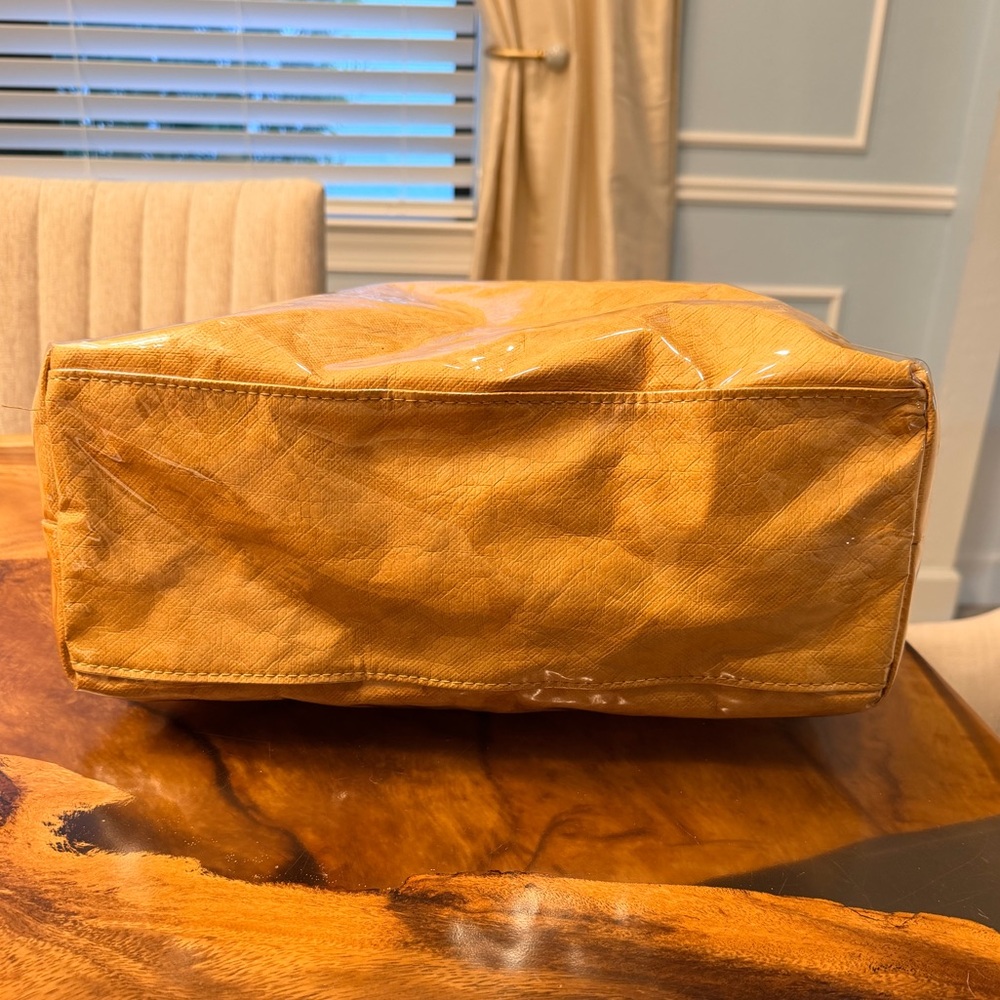 Glossy Patent Tote Bag | Minimalist Luxury Statement Carryall ✨EUC - Picture 8 of 8